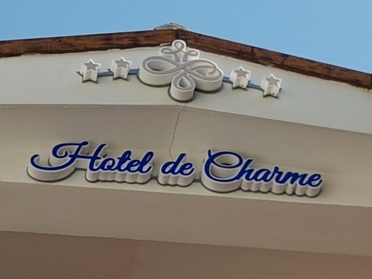 Hotel de Charme Tirana Exterior foto